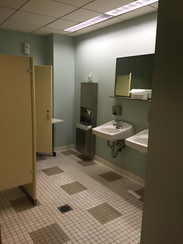 Installed restroom fixtures and finishes — image 4