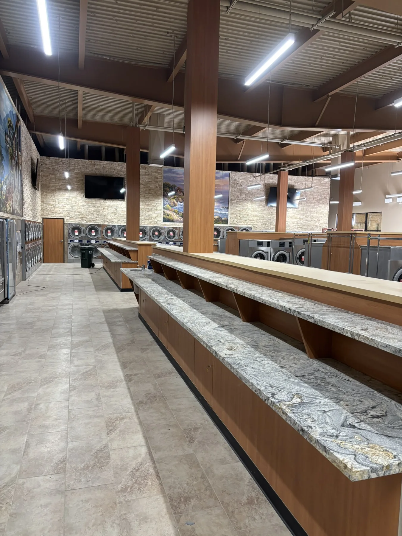 Long Beach laundromat Ã¢â‚¬â€ completed interior view — image 15