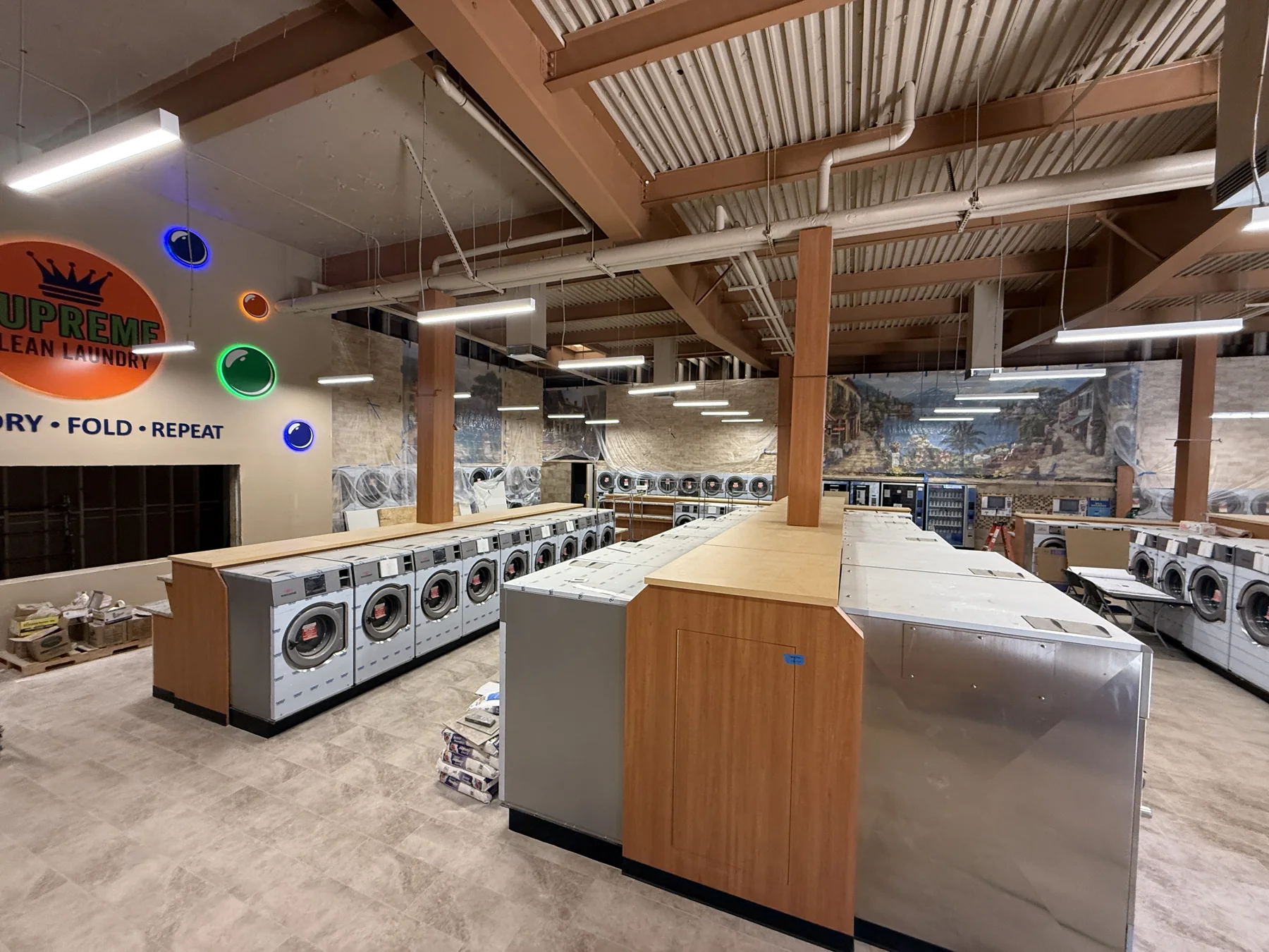 Long Beach Laundromat Ã¢â‚¬â€ project view — image 3