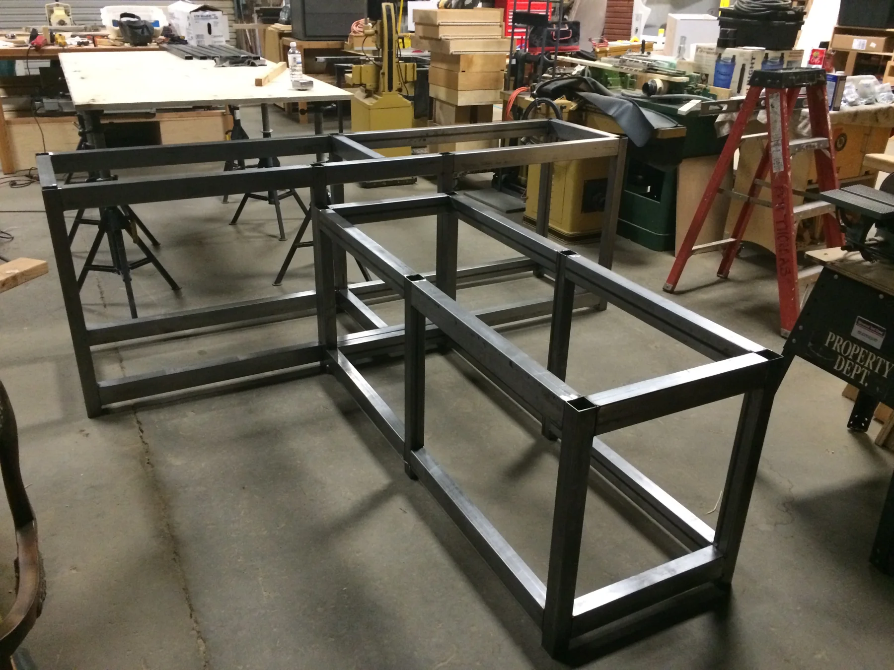Custom Table Fabrication Ã¢â‚¬â€ project view — image 4