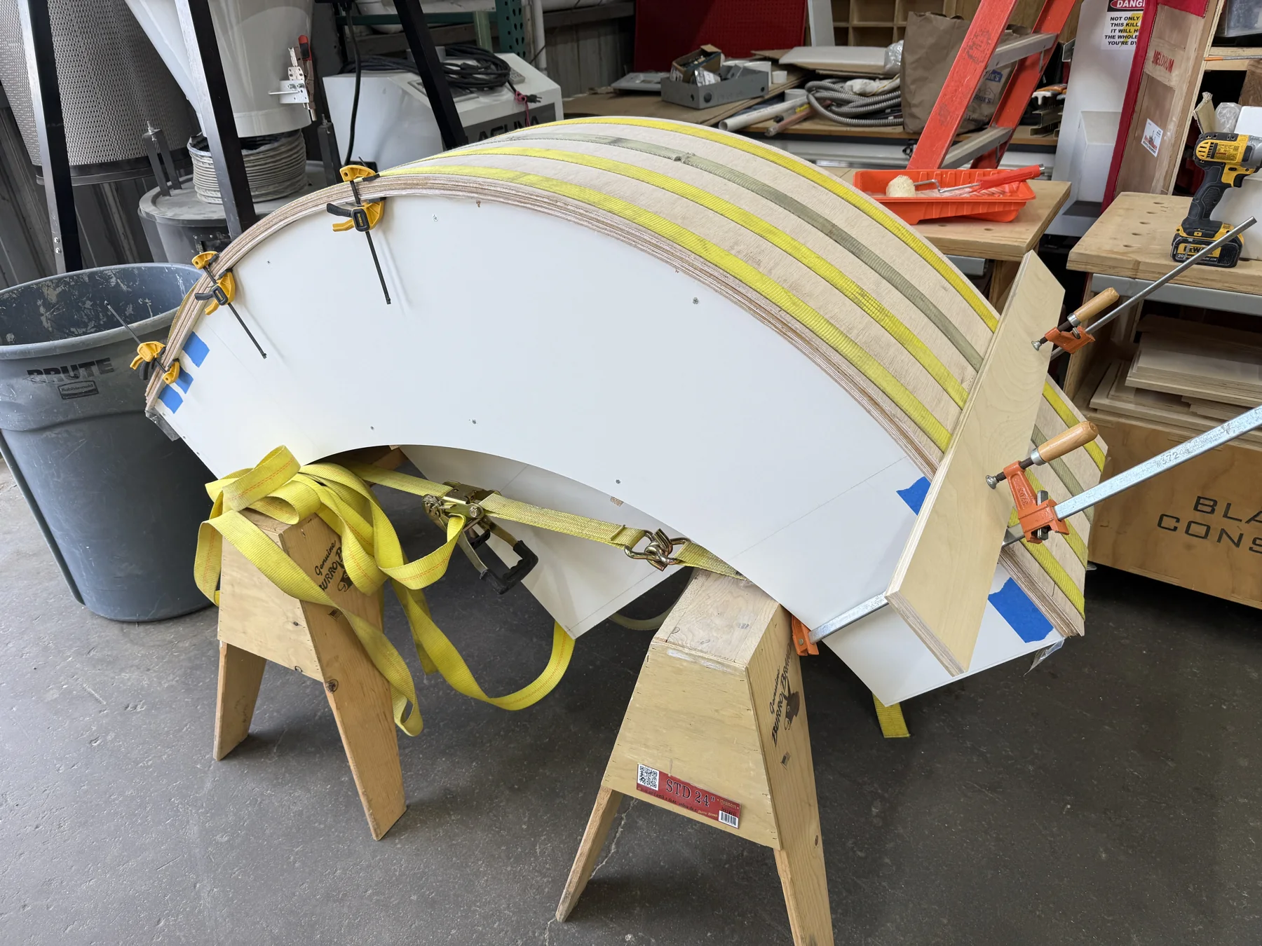 Custom Banquette & Dining Table Ã‚Â· Encino Ã¢â‚¬â€ project view — image 4