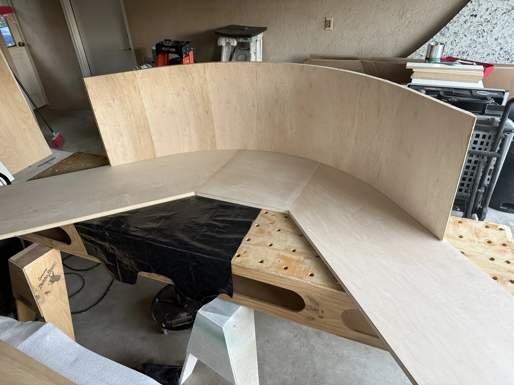 Custom Banquette & Dining Table Ã‚Â· Encino Ã¢â‚¬â€ project view — image 5