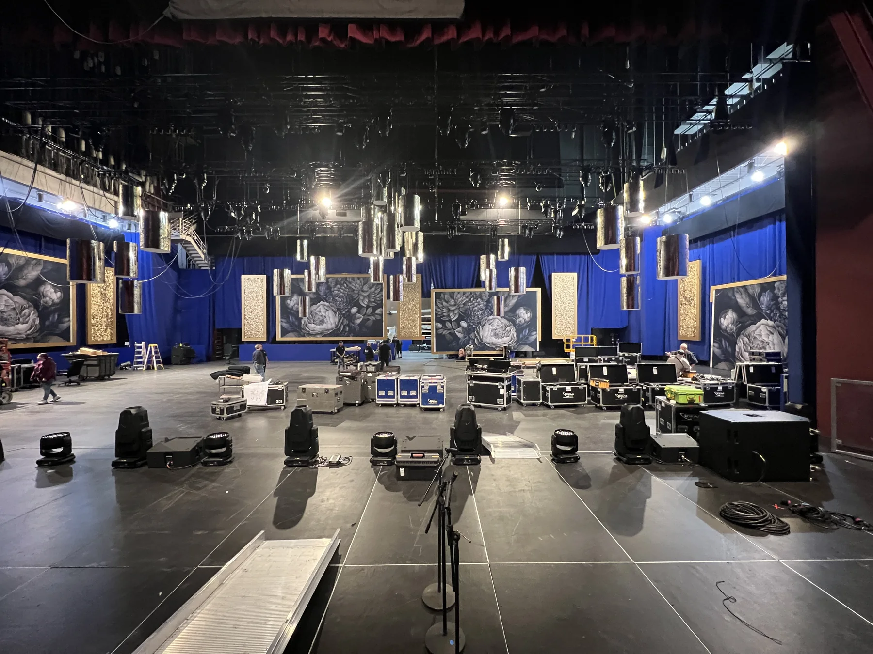 Scenic Stage Installation Ã¢â‚¬â€ project view — image 15