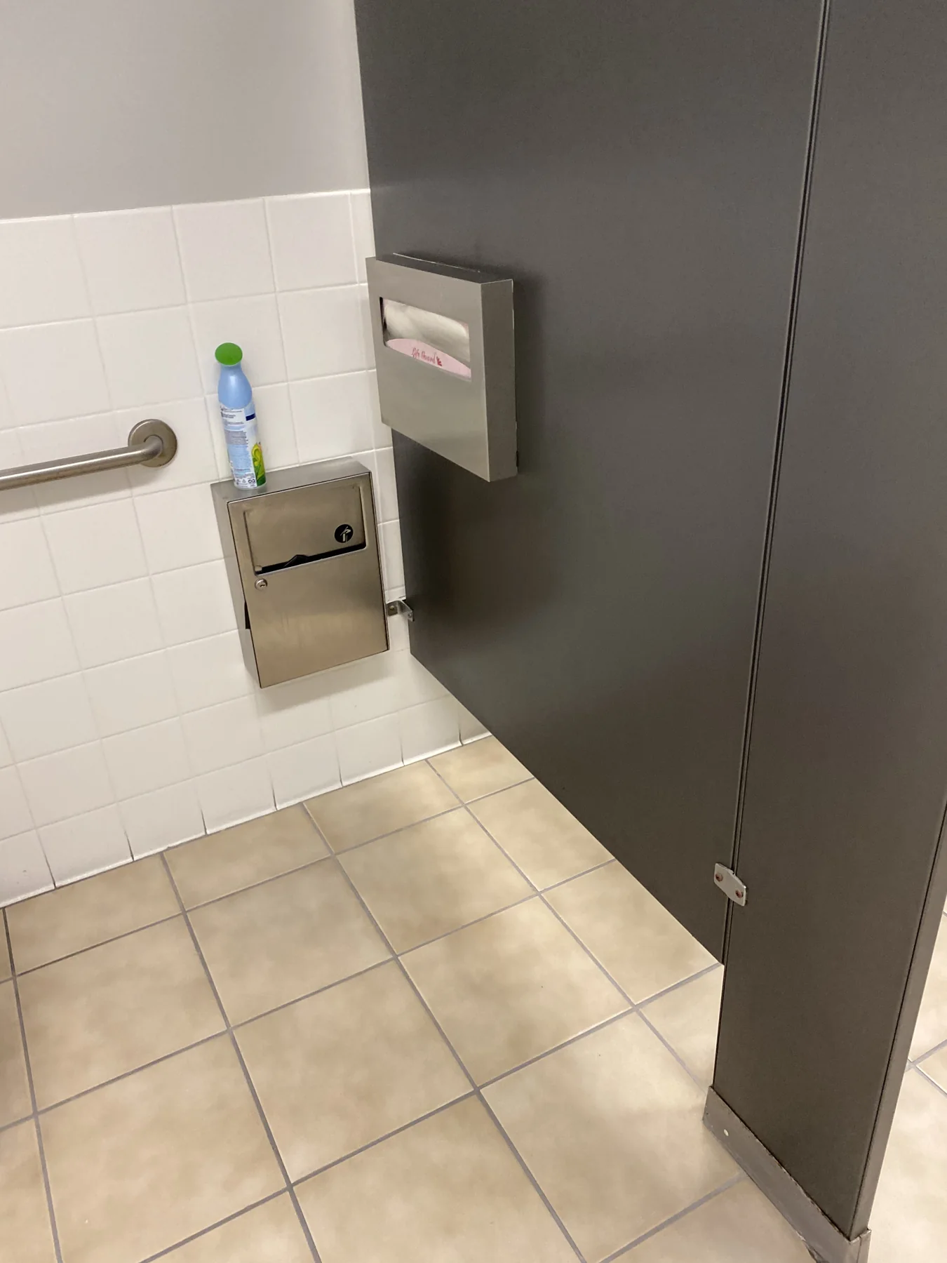 Accessible entry and fixture clearances — image 3