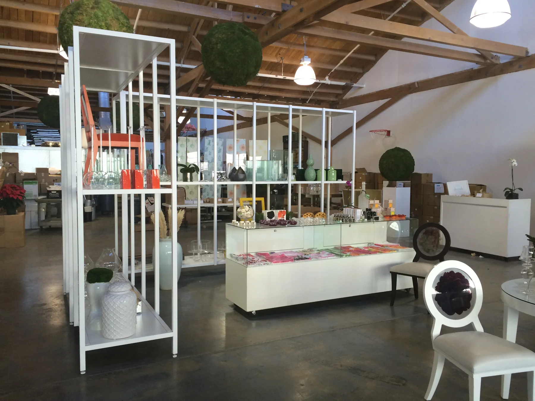 Finished retail display system — image 1