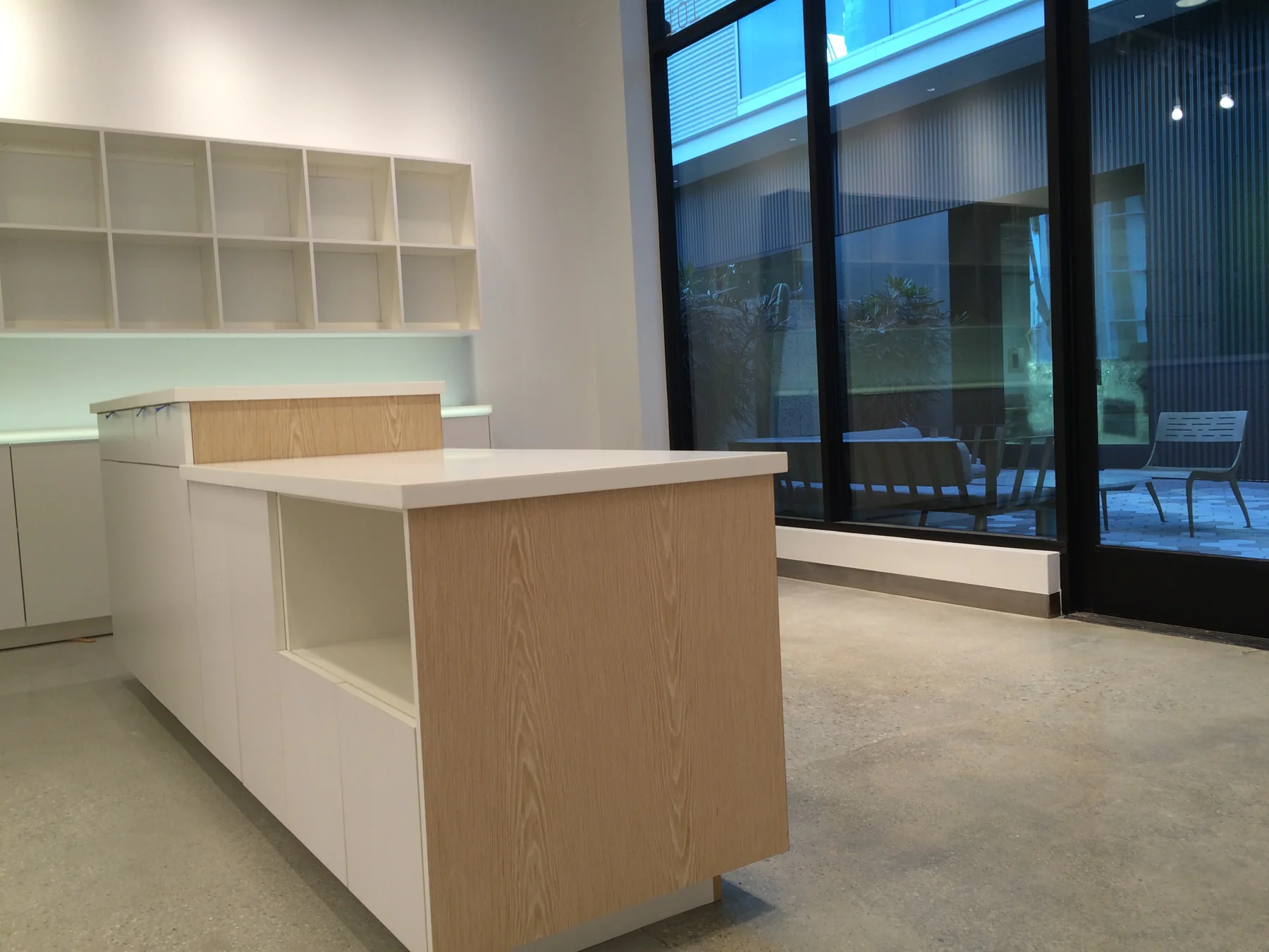 Floral Art fixture installation — image 5